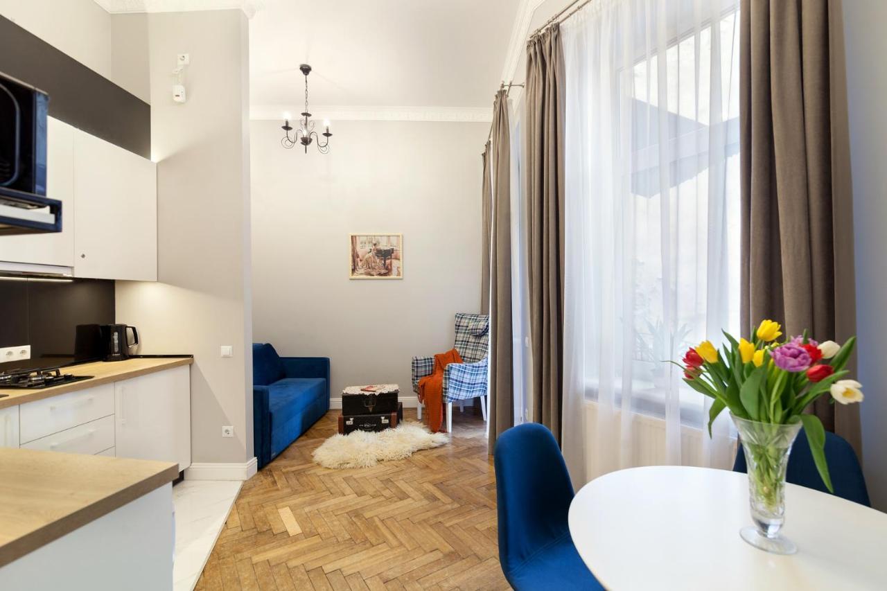 Chopin Apartment In The Center Of Lviv Eksteriør bilde