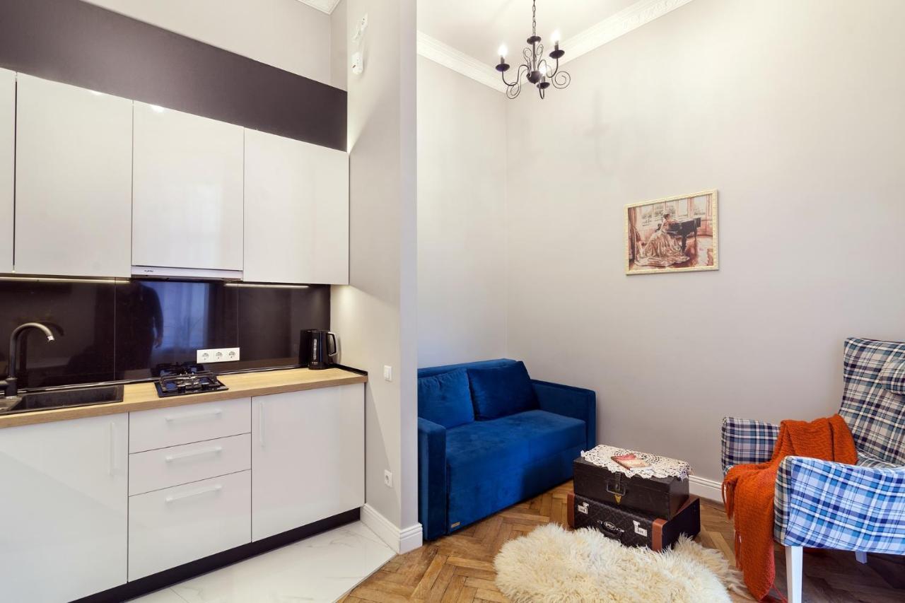 Chopin Apartment In The Center Of Lviv Eksteriør bilde